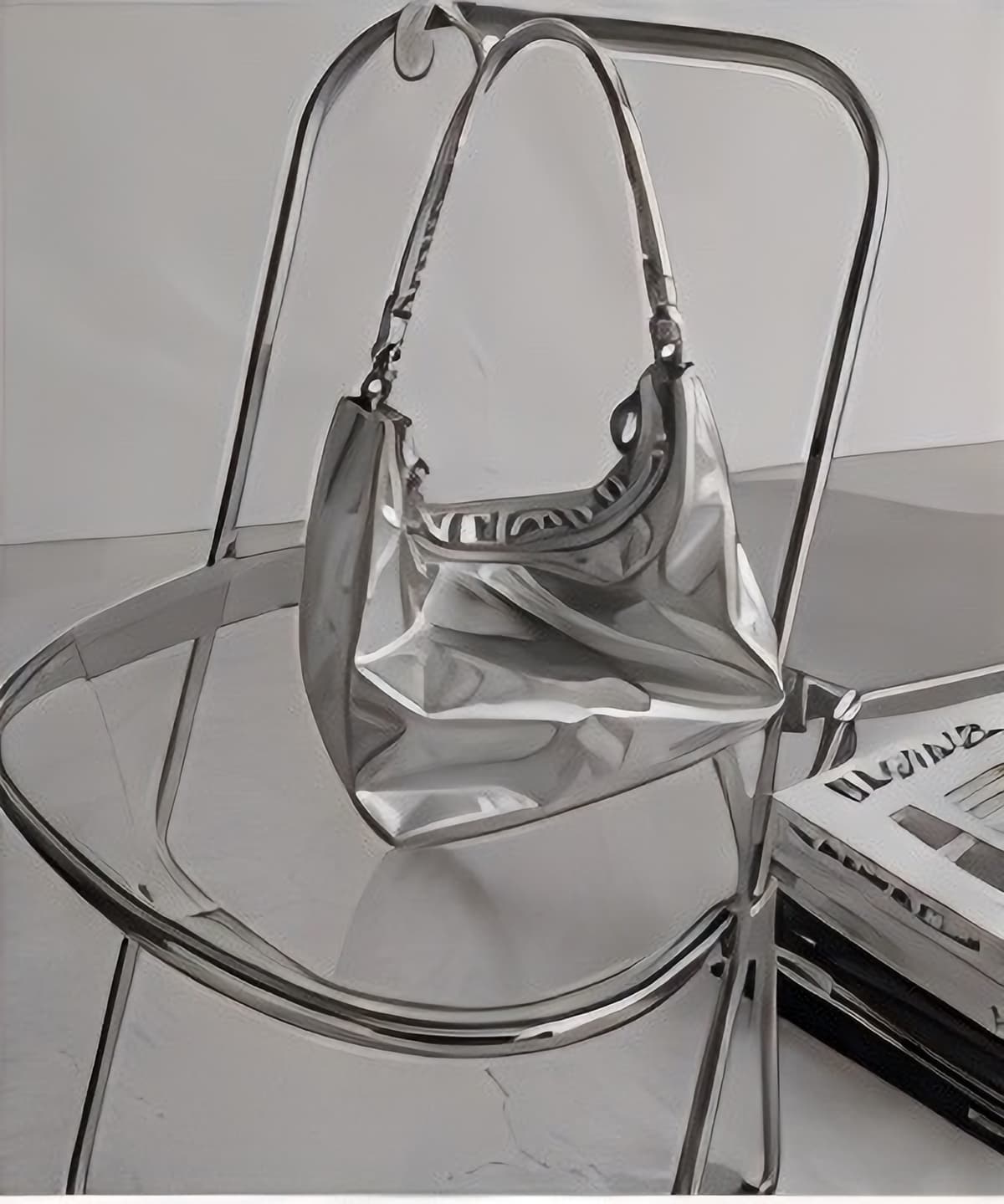 メタリックショルダーバッグ